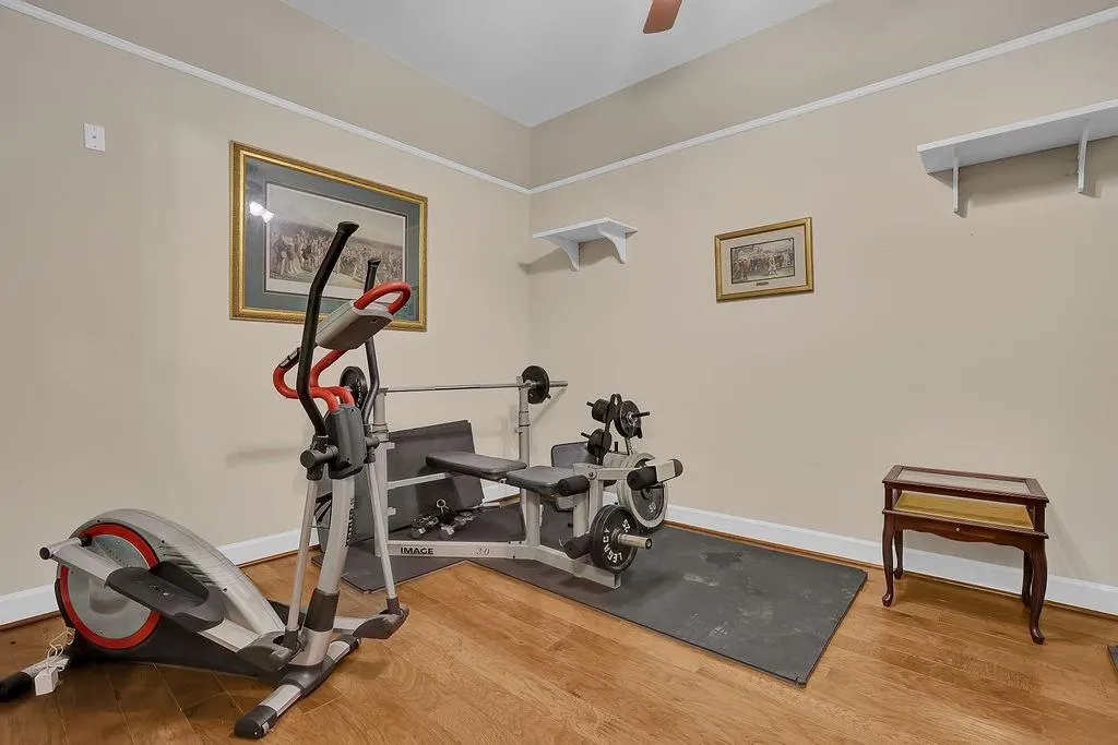 515 Glengate Cove, Sandy Springs, Georgia 30328, 5 Bedrooms Bedrooms, ,5 BathroomsBathrooms,Residential,Sold,515 Glengate Cove,7154415