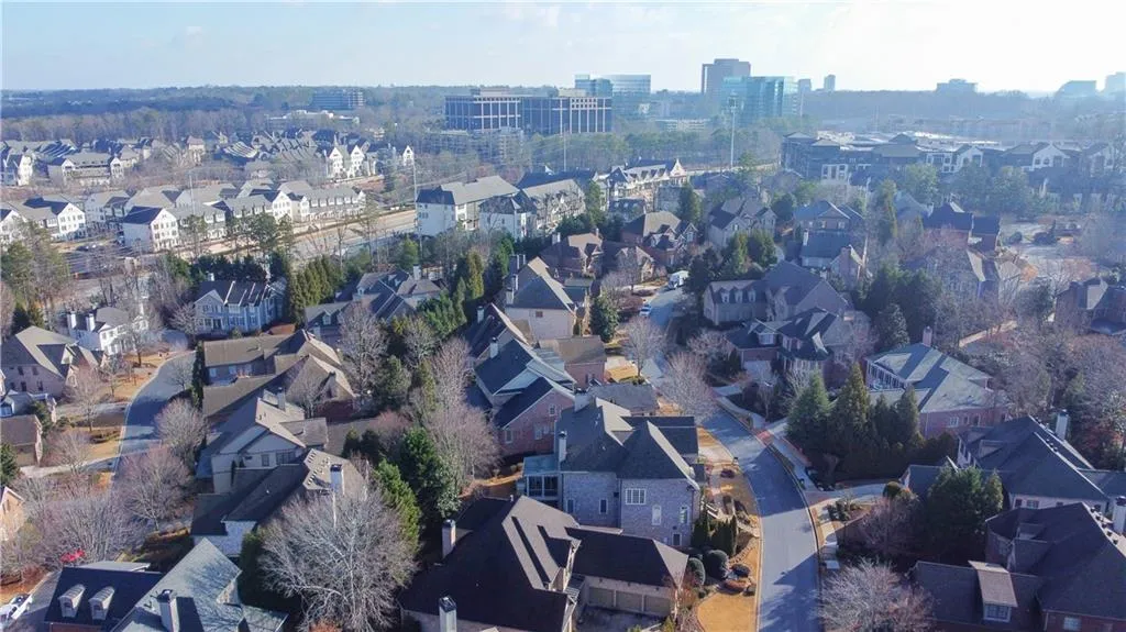 515 Glengate Cove, Sandy Springs, Georgia 30328, 5 Bedrooms Bedrooms, ,5 BathroomsBathrooms,Residential,Sold,515 Glengate Cove,7154415