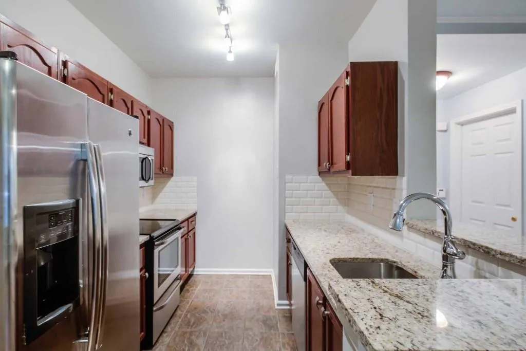 2700 Pine Tree Road Ne Unit 2015, Atlanta, Georgia 30324, 1 Bedroom Bedrooms, ,1 BathroomBathrooms,Residential,Sold,2700 Pine Tree Road Ne Unit 2015,6088413