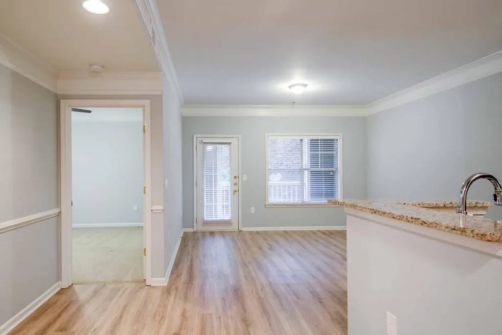 2700 Pine Tree Road Ne Unit 2015, Atlanta, Georgia 30324, 1 Bedroom Bedrooms, ,1 BathroomBathrooms,Residential,Sold,2700 Pine Tree Road Ne Unit 2015,6088413