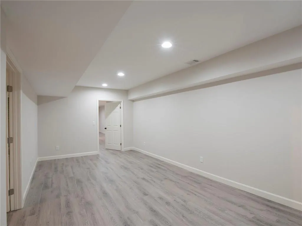 6718 Brandon Mill Road, Atlanta, Georgia 30328, 3 Bedrooms Bedrooms, ,3 BathroomsBathrooms,Residential,Sold,6718 Brandon Mill Road,5909676