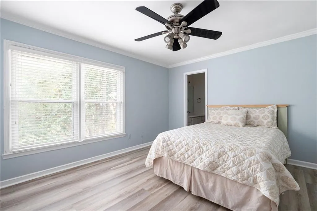 7500 Roswell Road Unit 35, Sandy Springs, Georgia 30350, 2 Bedrooms Bedrooms, ,2 BathroomsBathrooms,Residential,Sold,7500 Roswell Road Unit 35,7026116