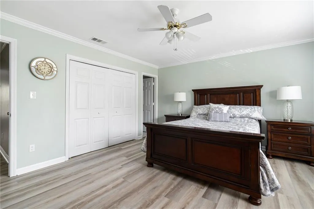 7500 Roswell Road Unit 35, Sandy Springs, Georgia 30350, 2 Bedrooms Bedrooms, ,2 BathroomsBathrooms,Residential,Sold,7500 Roswell Road Unit 35,7026116