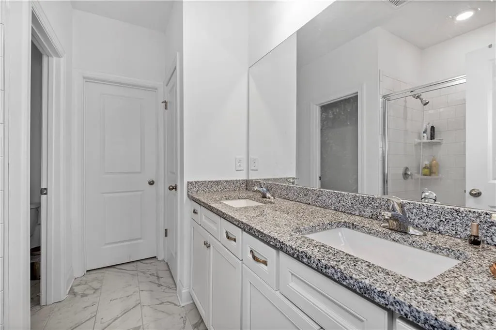 6562 Beacon Drive Unit 358, Sandy Springs, Georgia 30328, 3 Bedrooms Bedrooms, ,3 BathroomsBathrooms,Residential,Sold,6562 Beacon Drive Unit 358,7168292