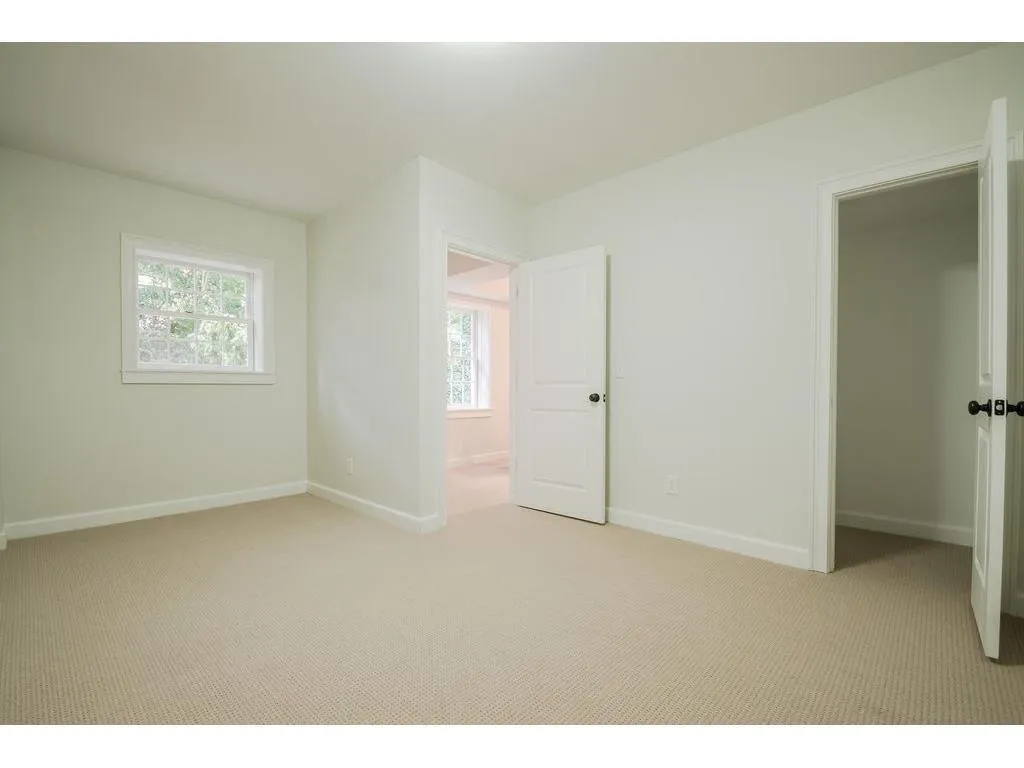 4586 Peachtree Dunwoody Road Ne, Atlanta, Georgia 30342, 4 Bedrooms Bedrooms, ,3 BathroomsBathrooms,Residential,Sold,4586 Peachtree Dunwoody Road Ne,5875496