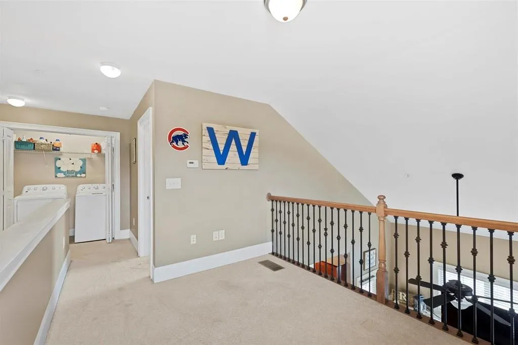 769 Berrydale Drive, Atlanta, Georgia 30328, 2 Bedrooms Bedrooms, ,2 BathroomsBathrooms,Residential,Sold,769 Berrydale Drive,6736698
