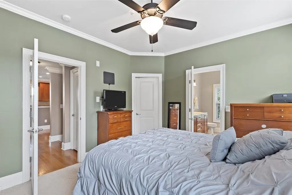 769 Berrydale Drive, Atlanta, Georgia 30328, 2 Bedrooms Bedrooms, ,2 BathroomsBathrooms,Residential,Sold,769 Berrydale Drive,6736698
