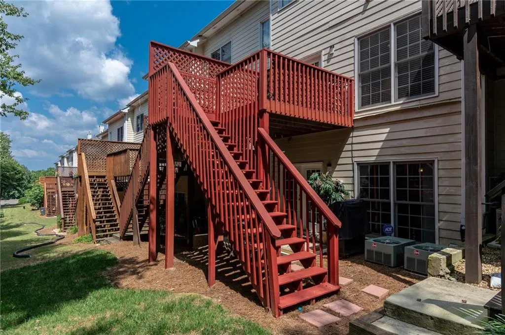 1200 Wing Street Unit 5, Atlanta, Georgia 30350, 3 Bedrooms Bedrooms, ,3 BathroomsBathrooms,Residential,Sold,1200 Wing Street Unit 5,6067877