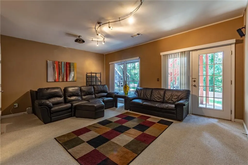 1200 Wing Street Unit 5, Atlanta, Georgia 30350, 3 Bedrooms Bedrooms, ,3 BathroomsBathrooms,Residential,Sold,1200 Wing Street Unit 5,6067877