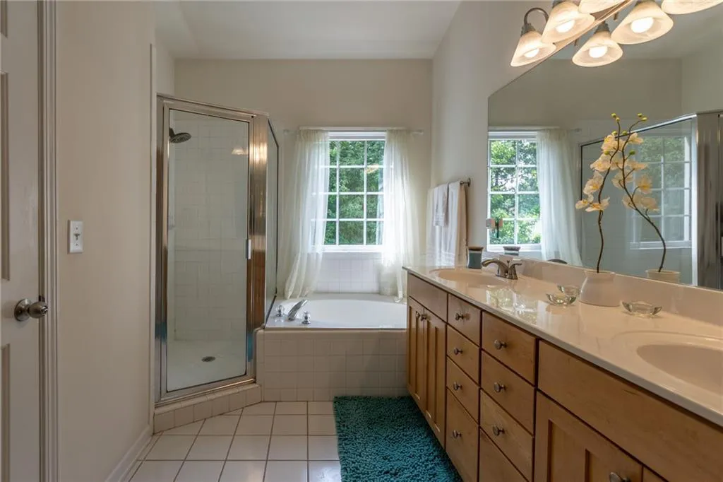 1200 Wing Street Unit 5, Atlanta, Georgia 30350, 3 Bedrooms Bedrooms, ,3 BathroomsBathrooms,Residential,Sold,1200 Wing Street Unit 5,6067877
