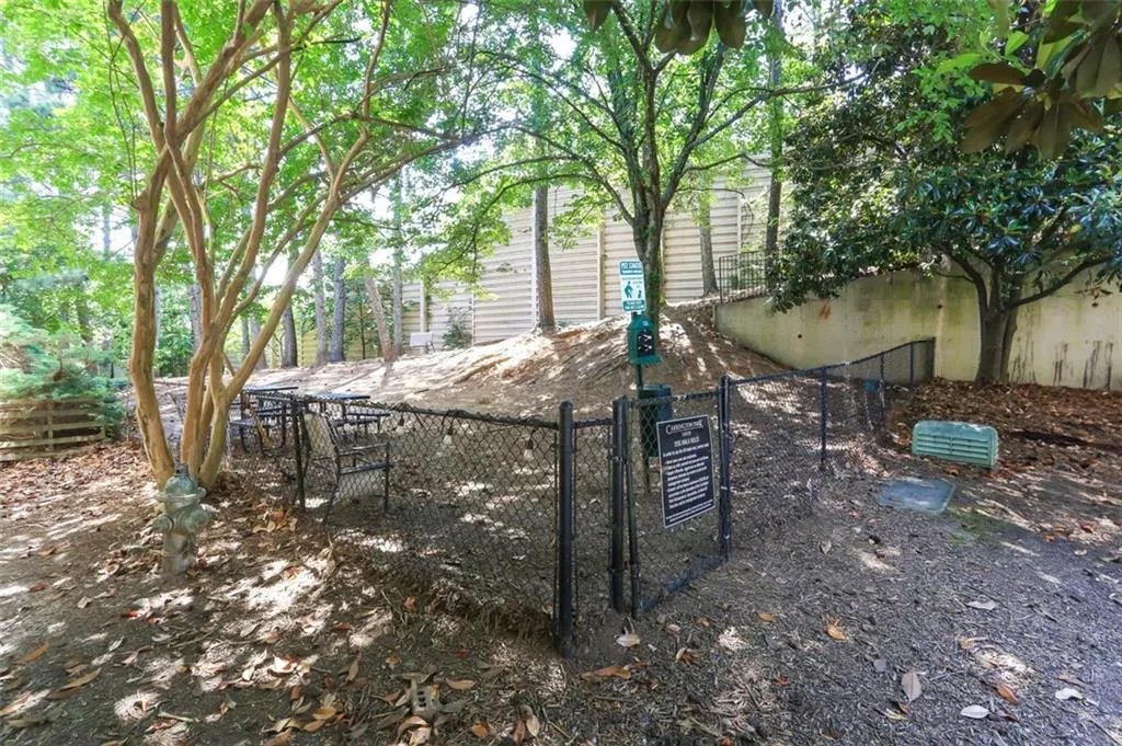 2700 Pine Tree Road Unit 3006, Atlanta, Georgia 30324, 1 Bedroom Bedrooms, ,1 BathroomBathrooms,Residential,For Sale,2700 Pine Tree Road Unit 3006,7583631