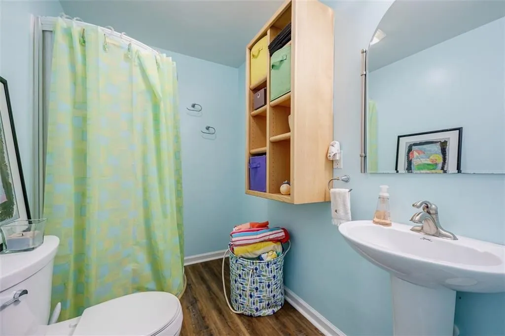 550 Old Harbor Drive, Atlanta, Georgia 30328, 4 Bedrooms Bedrooms, ,4 BathroomsBathrooms,Residential,Sold,550 Old Harbor Drive,7101507 550 Old Harbor Drive, Atlanta, Georgia 30328, 4 Bedrooms Bedrooms, ,4 BathroomsBathrooms,Residential,Sold,550 Old Harbor Drive,7101507