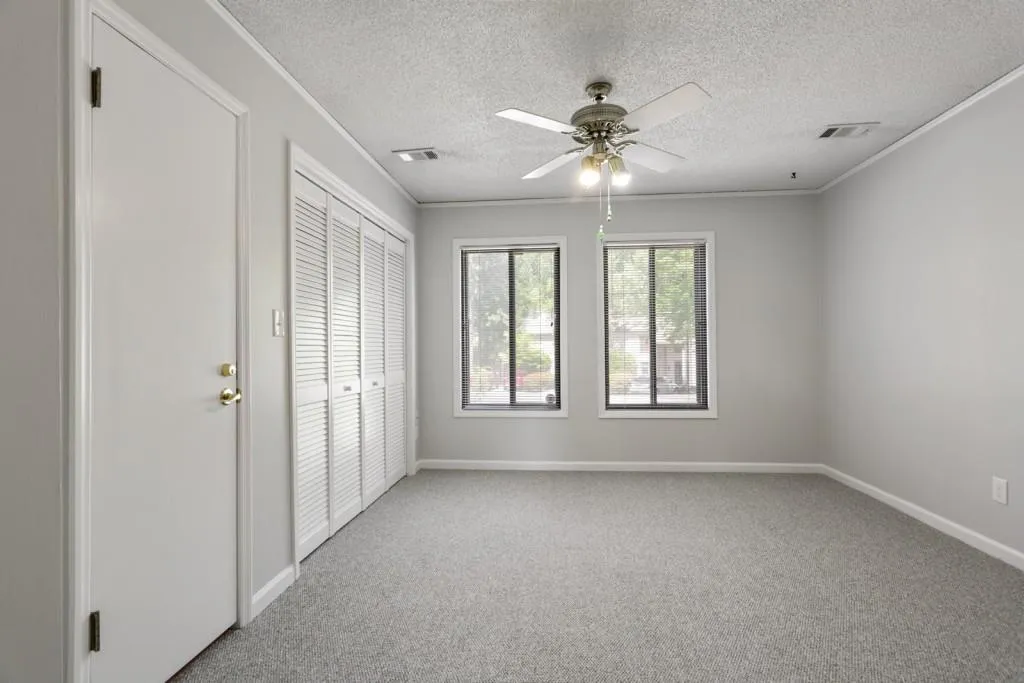 84 Forrest Place, Sandy Springs, Georgia 30328, 2 Bedrooms Bedrooms, ,2 BathroomsBathrooms,Residential,Sold,84 Forrest Place,6873922