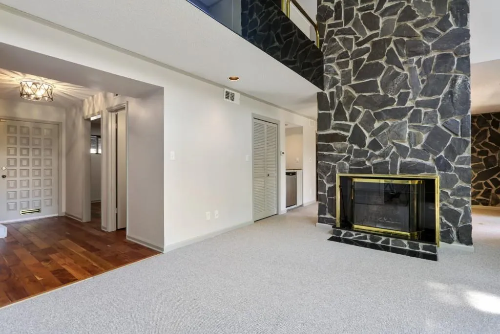 84 Forrest Place, Sandy Springs, Georgia 30328, 2 Bedrooms Bedrooms, ,2 BathroomsBathrooms,Residential,Sold,84 Forrest Place,6873922