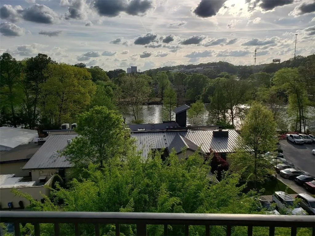 200 River Vista Drive Unit 531, Atlanta, Georgia 30339, 2 Bedrooms Bedrooms, ,2 BathroomsBathrooms,Residential,Sold,200 River Vista Drive Unit 531,6538333