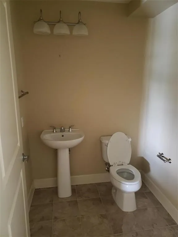 200 River Vista Drive Unit 531, Atlanta, Georgia 30339, 2 Bedrooms Bedrooms, ,2 BathroomsBathrooms,Residential,Sold,200 River Vista Drive Unit 531,6538333