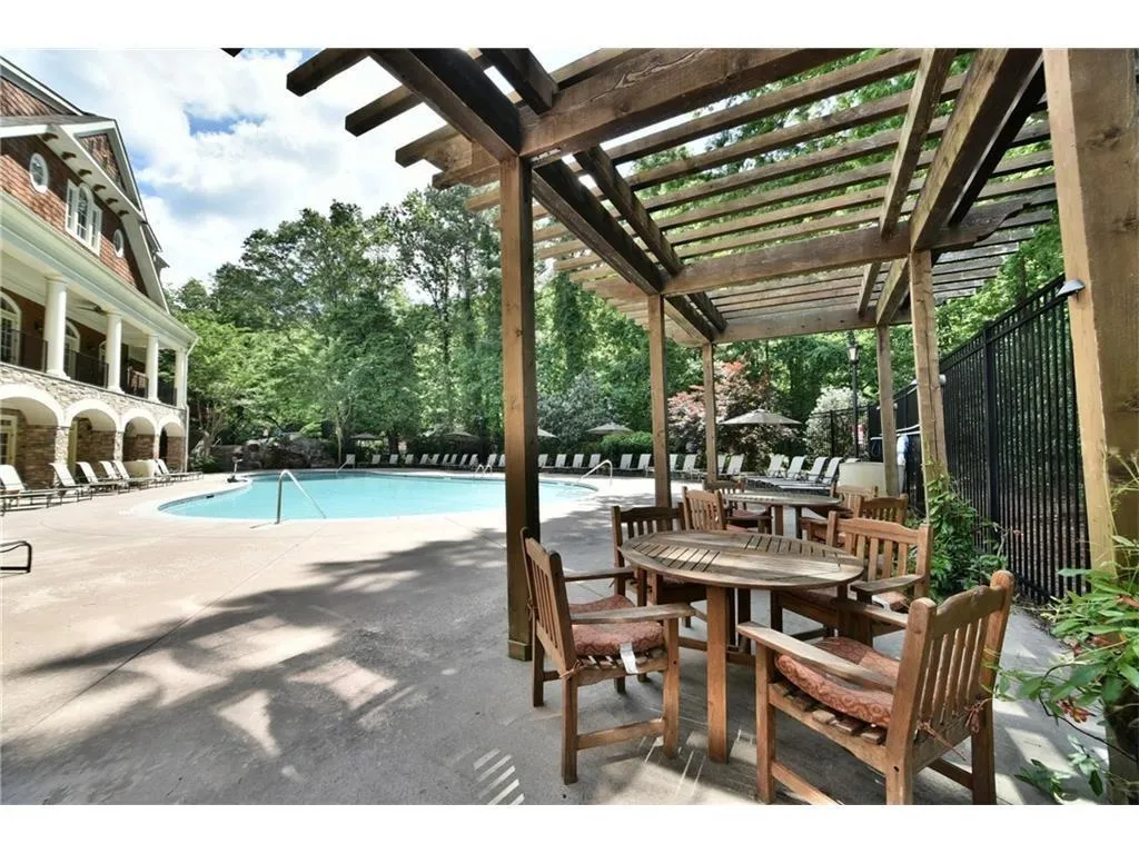 200 River Vista Drive Unit 531, Atlanta, Georgia 30339, 2 Bedrooms Bedrooms, ,2 BathroomsBathrooms,Residential,Sold,200 River Vista Drive Unit 531,6538333