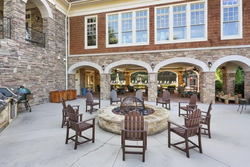 200 River Vista Drive Unit 531, Atlanta, Georgia 30339, 2 Bedrooms Bedrooms, ,2 BathroomsBathrooms,Residential,Sold,200 River Vista Drive Unit 531,6538333