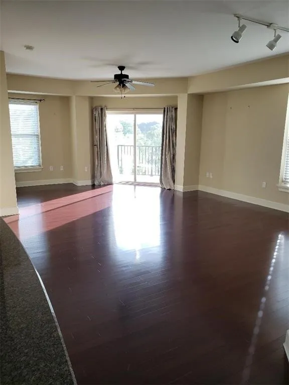 200 River Vista Drive Unit 531, Atlanta, Georgia 30339, 2 Bedrooms Bedrooms, ,2 BathroomsBathrooms,Residential,Sold,200 River Vista Drive Unit 531,6538333