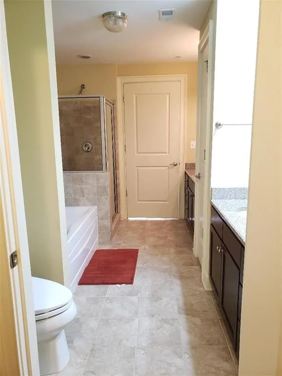 200 River Vista Drive Unit 531, Atlanta, Georgia 30339, 2 Bedrooms Bedrooms, ,2 BathroomsBathrooms,Residential,Sold,200 River Vista Drive Unit 531,6538333