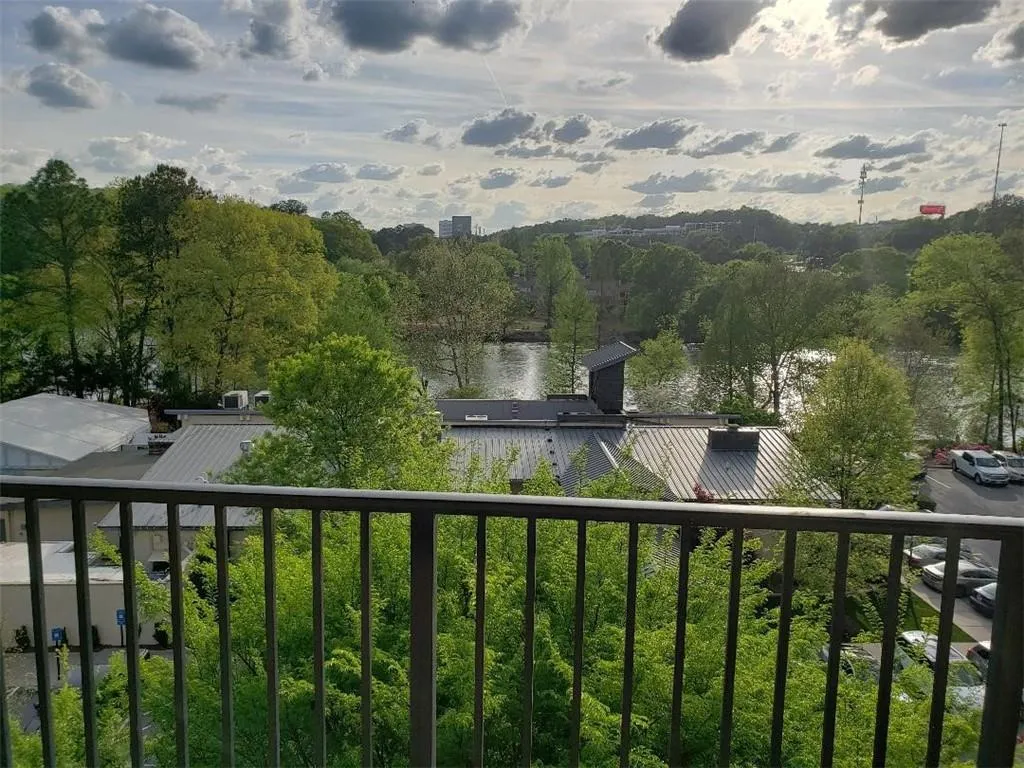 200 River Vista Drive Unit 531, Atlanta, Georgia 30339, 2 Bedrooms Bedrooms, ,2 BathroomsBathrooms,Residential,Sold,200 River Vista Drive Unit 531,6538333