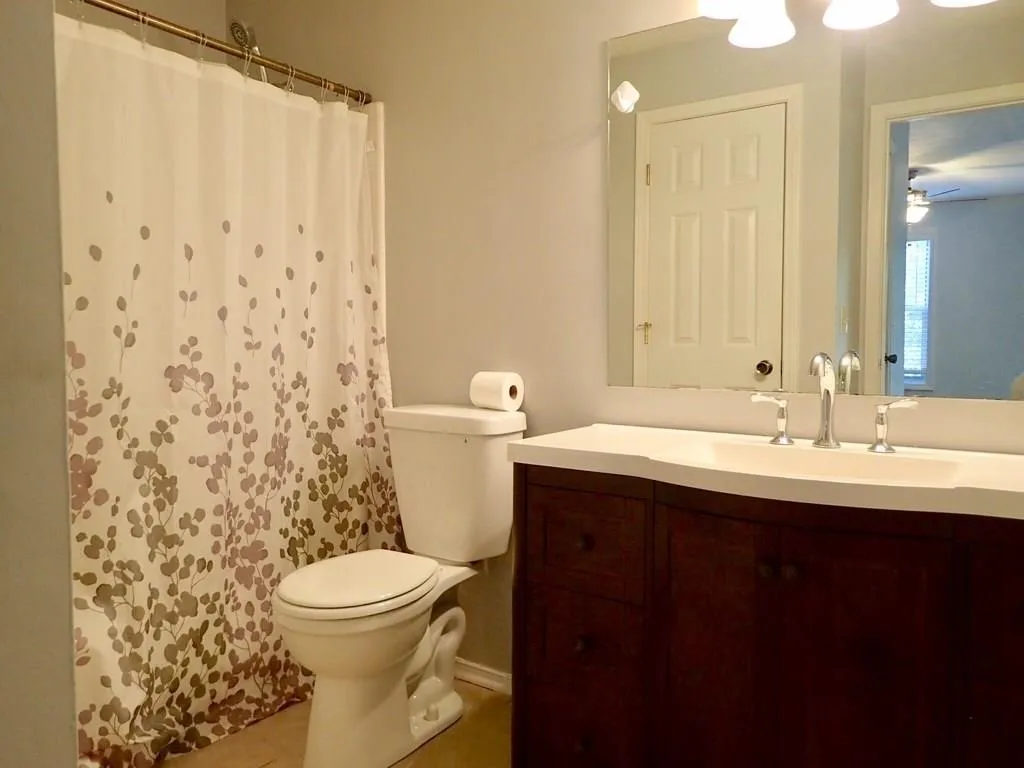 1202 Gettysburg Place, Sandy Springs, Georgia 30350, 2 Bedrooms Bedrooms, ,2 BathroomsBathrooms,Residential,Sold,1202 Gettysburg Place,6095368