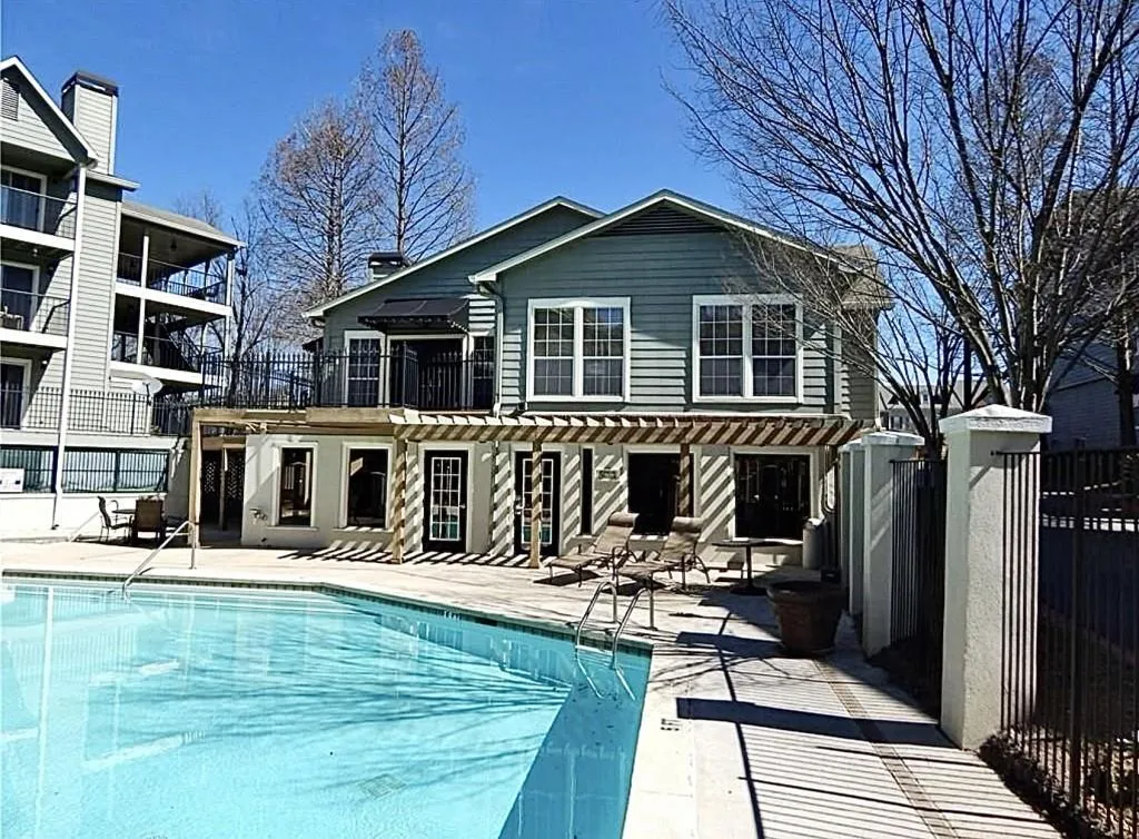 402 Granville Court, Atlanta, Georgia 30328, 1 Bedroom Bedrooms, ,1 BathroomBathrooms,Residential,Sold,402 Granville Court,7505019