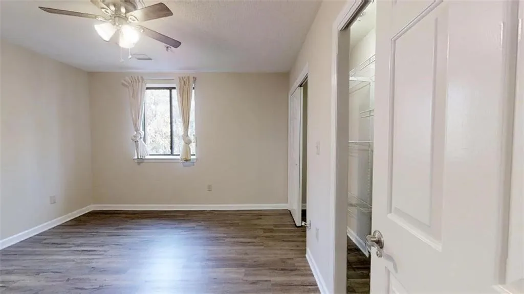 300 Johnson Ferry Road Ne Unit A311, Sandy Springs, Georgia 30328, 1 Bedroom Bedrooms, ,1 BathroomBathrooms,Residential,Sold,300 Johnson Ferry Road Ne Unit A311,6527536