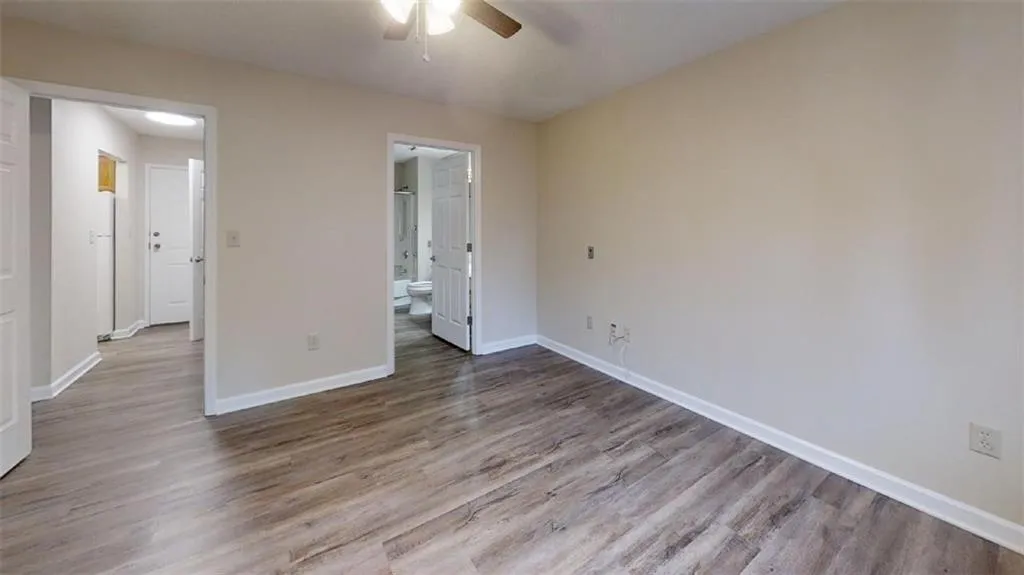 300 Johnson Ferry Road Ne Unit A311, Sandy Springs, Georgia 30328, 1 Bedroom Bedrooms, ,1 BathroomBathrooms,Residential,Sold,300 Johnson Ferry Road Ne Unit A311,6527536