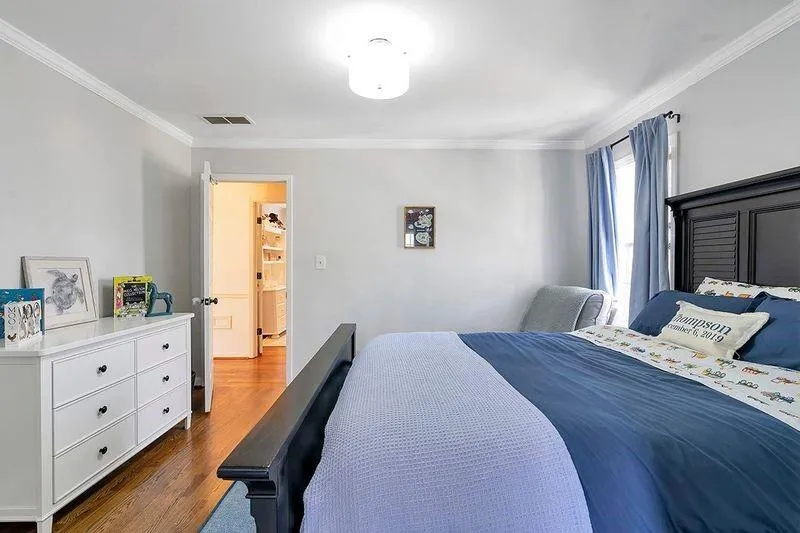 925 Lost Forest Drive, Sandy Springs, Georgia 30328, 5 Bedrooms Bedrooms, ,3 BathroomsBathrooms,Residential,Sold,925 Lost Forest Drive,7357937