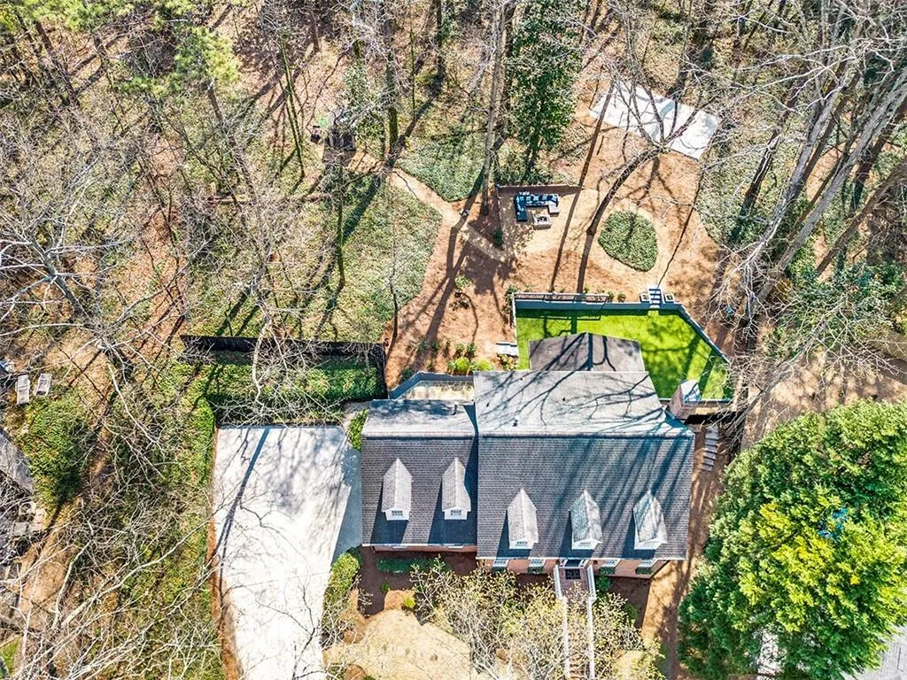 925 Lost Forest Drive, Sandy Springs, Georgia 30328, 5 Bedrooms Bedrooms, ,3 BathroomsBathrooms,Residential,Sold,925 Lost Forest Drive,7357937