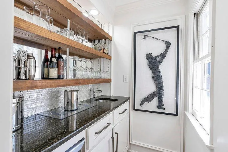 Bar off of family room