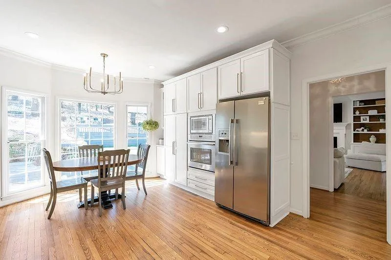 925 Lost Forest Drive, Sandy Springs, Georgia 30328, 5 Bedrooms Bedrooms, ,3 BathroomsBathrooms,Residential,Sold,925 Lost Forest Drive,7357937