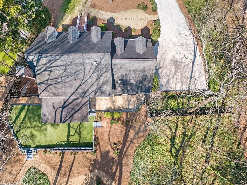 925 Lost Forest Drive, Sandy Springs, Georgia 30328, 5 Bedrooms Bedrooms, ,3 BathroomsBathrooms,Residential,Sold,925 Lost Forest Drive,7357937