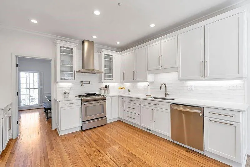 925 Lost Forest Drive, Sandy Springs, Georgia 30328, 5 Bedrooms Bedrooms, ,3 BathroomsBathrooms,Residential,Sold,925 Lost Forest Drive,7357937