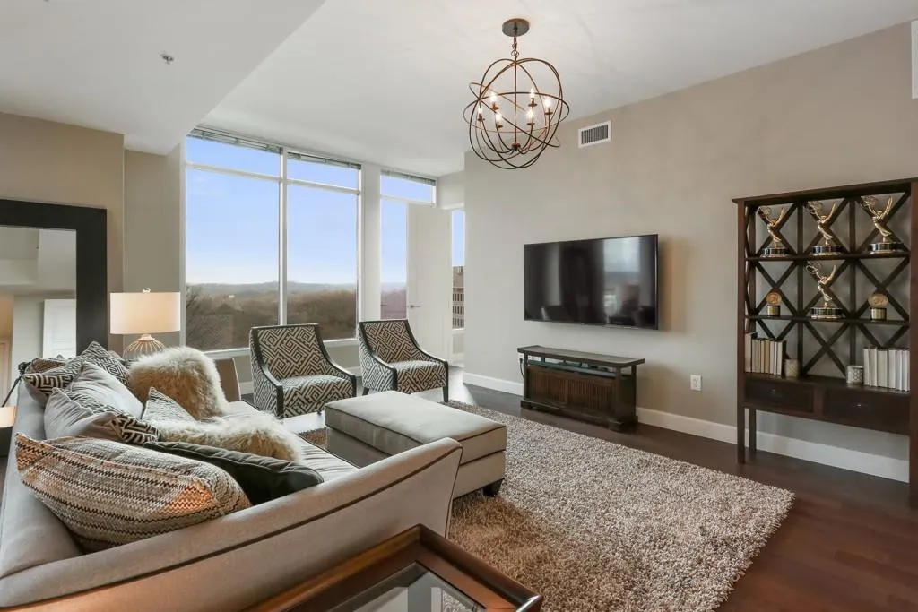 1820 Peachtree Street Nw Unit 805, Atlanta, Georgia 30309, 2 Bedrooms Bedrooms, ,2 BathroomsBathrooms,Residential,Sold,1820 Peachtree Street Nw Unit 805,5810148