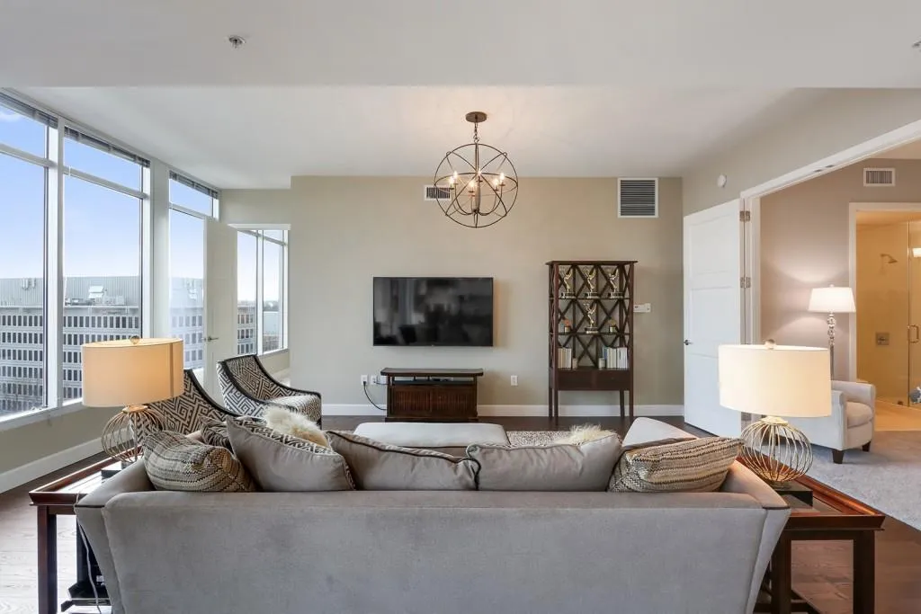 1820 Peachtree Street Nw Unit 805, Atlanta, Georgia 30309, 2 Bedrooms Bedrooms, ,2 BathroomsBathrooms,Residential,Sold,1820 Peachtree Street Nw Unit 805,5810148
