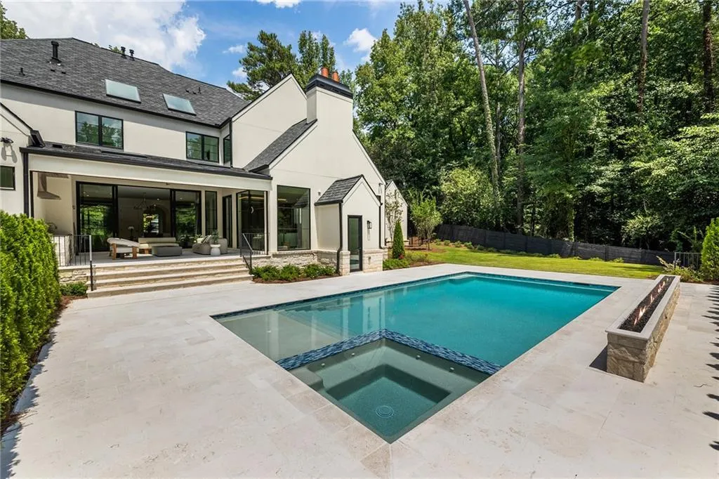 388 Londonberry Road Nw, Sandy Springs, Georgia 30327, 6 Bedrooms Bedrooms, 0 ,6 BathroomsBathrooms,Residential,For Sale,388 Londonberry Road Nw,7821788