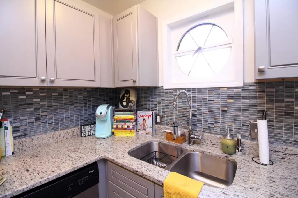 5400 Roswell Road Unit C5, Atlanta, Georgia 30342, 1 Bedroom Bedrooms, ,1 BathroomBathrooms,Residential,Sold,5400 Roswell Road Unit C5,5838855