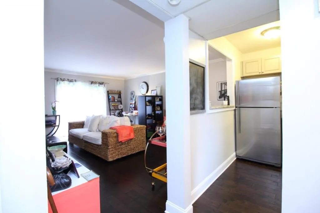 5400 Roswell Road Unit C5, Atlanta, Georgia 30342, 1 Bedroom Bedrooms, ,1 BathroomBathrooms,Residential,Sold,5400 Roswell Road Unit C5,5838855