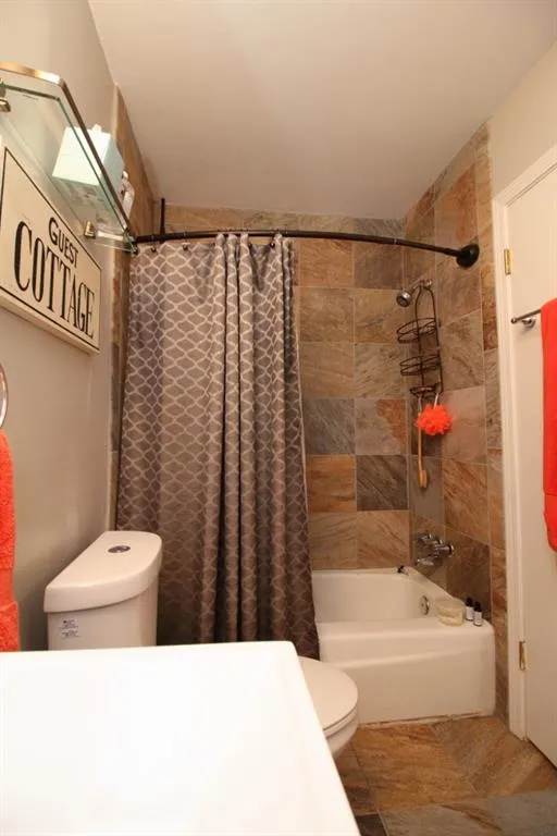 5400 Roswell Road Unit C5, Atlanta, Georgia 30342, 1 Bedroom Bedrooms, ,1 BathroomBathrooms,Residential,Sold,5400 Roswell Road Unit C5,5838855