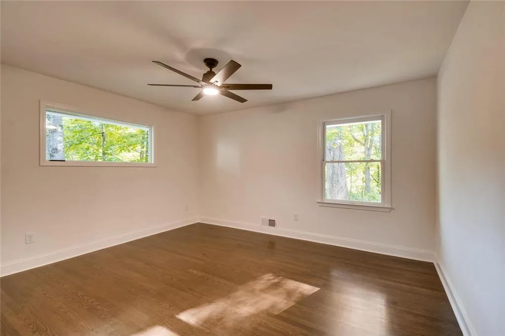 5005 Vallo Vista Court, Sandy Springs, Georgia 30342, 5 Bedrooms Bedrooms, ,3 BathroomsBathrooms,Residential,Sold,5005 Vallo Vista Court,6665194