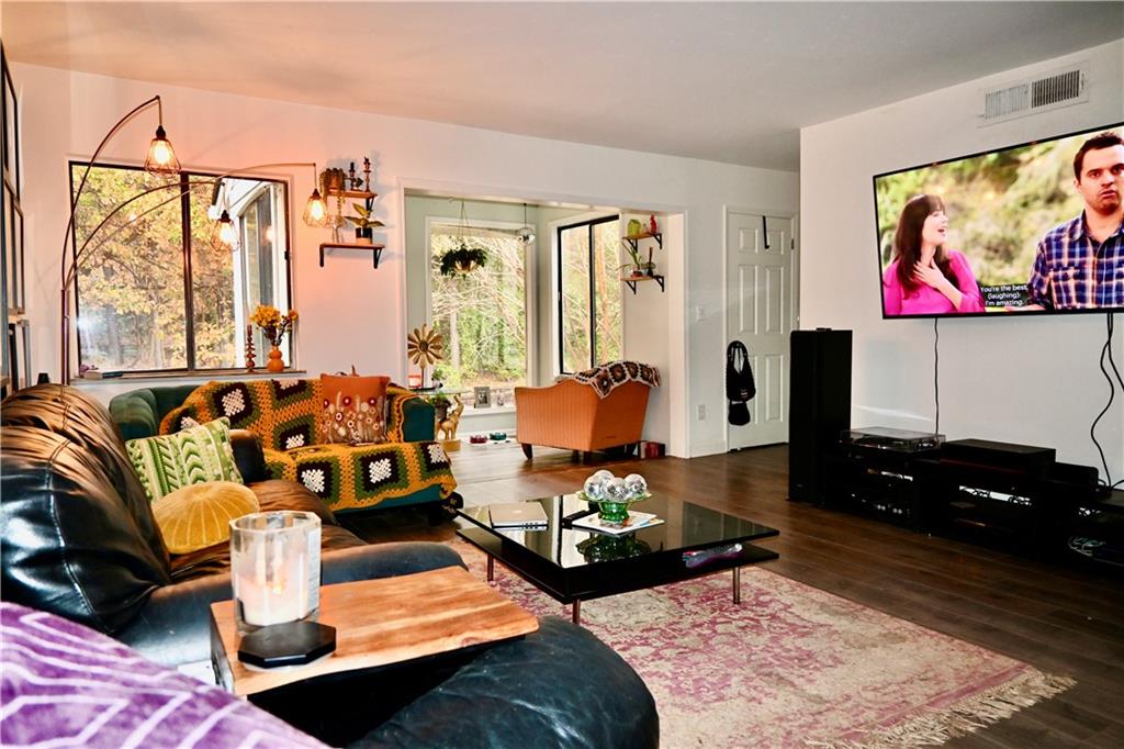 3019 Wingate Way, Sandy Springs, Georgia 30350, 2 Bedrooms Bedrooms, ,2 BathroomsBathrooms,Residential,Sold,3019 Wingate Way,7302678