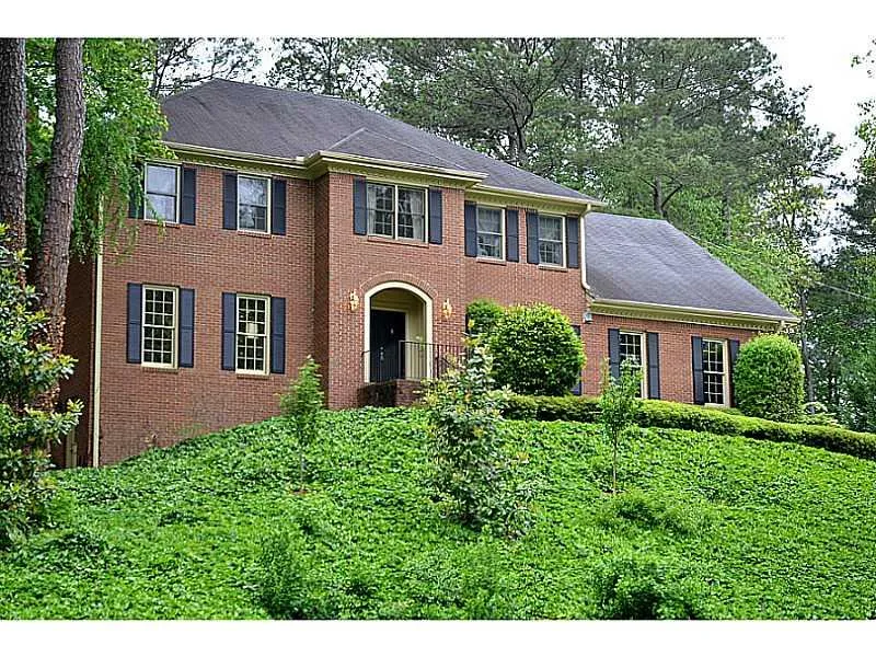 1010 Ivy Falls Drive, Atlanta, Georgia 30328, 6 Bedrooms Bedrooms, ,4 BathroomsBathrooms,Residential,Sold,1010 Ivy Falls Drive,5005311