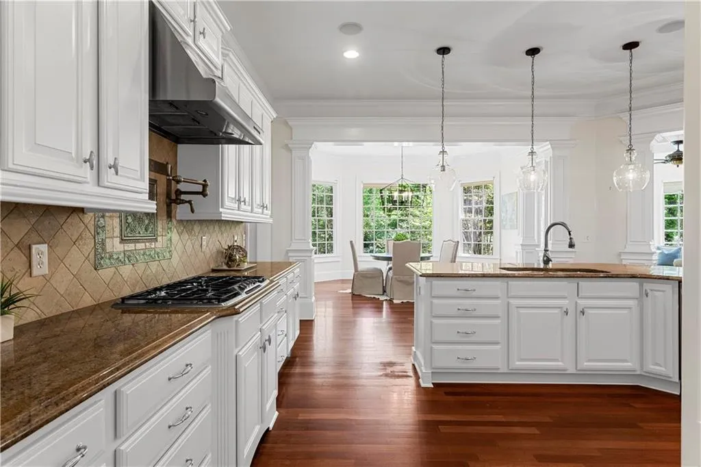 4859 Lake Forrest Drive, Atlanta, Georgia 30342, 7 Bedrooms Bedrooms, ,6 BathroomsBathrooms,Residential,Sold,4859 Lake Forrest Drive,7031962
