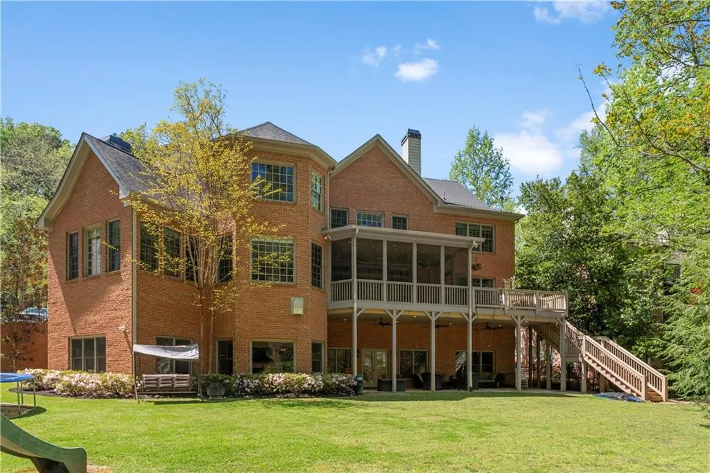 4859 Lake Forrest Drive, Atlanta, Georgia 30342, 7 Bedrooms Bedrooms, ,6 BathroomsBathrooms,Residential,Sold,4859 Lake Forrest Drive,7031962