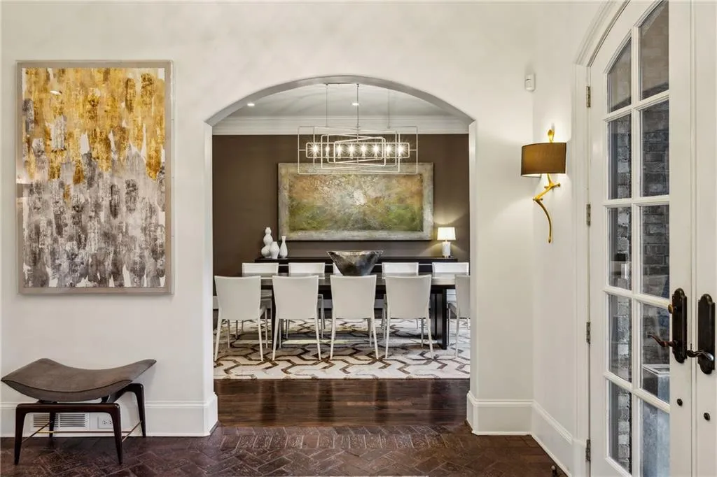 105 Kingston Manor, Atlanta, Georgia 30342, 7 Bedrooms Bedrooms, ,7 BathroomsBathrooms,Residential,For Sale,105 Kingston Manor,7560056