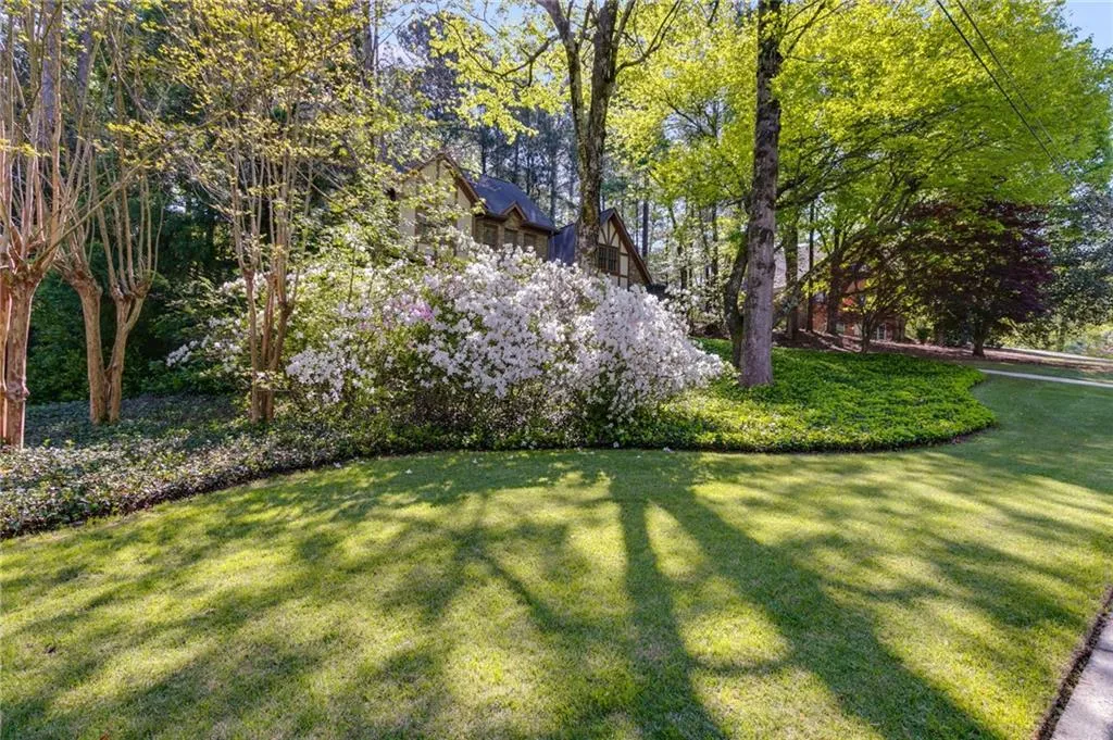 375 Spindle Court, Sandy Springs, Georgia 30350, 4 Bedrooms Bedrooms, ,4 BathroomsBathrooms,Residential,Sold,375 Spindle Court,7570964
