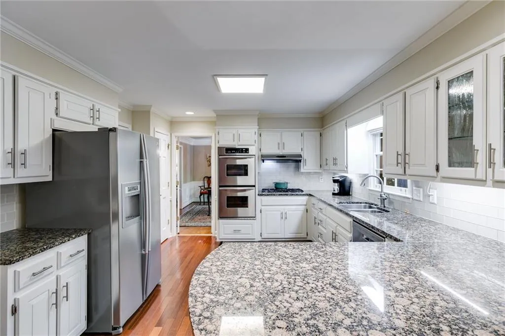375 Spindle Court, Sandy Springs, Georgia 30350, 4 Bedrooms Bedrooms, ,4 BathroomsBathrooms,Residential,Sold,375 Spindle Court,7570964