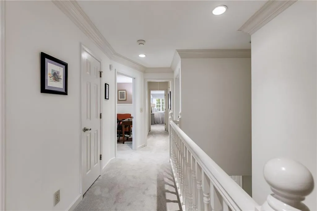 375 Spindle Court, Sandy Springs, Georgia 30350, 4 Bedrooms Bedrooms, ,4 BathroomsBathrooms,Residential,Sold,375 Spindle Court,7570964